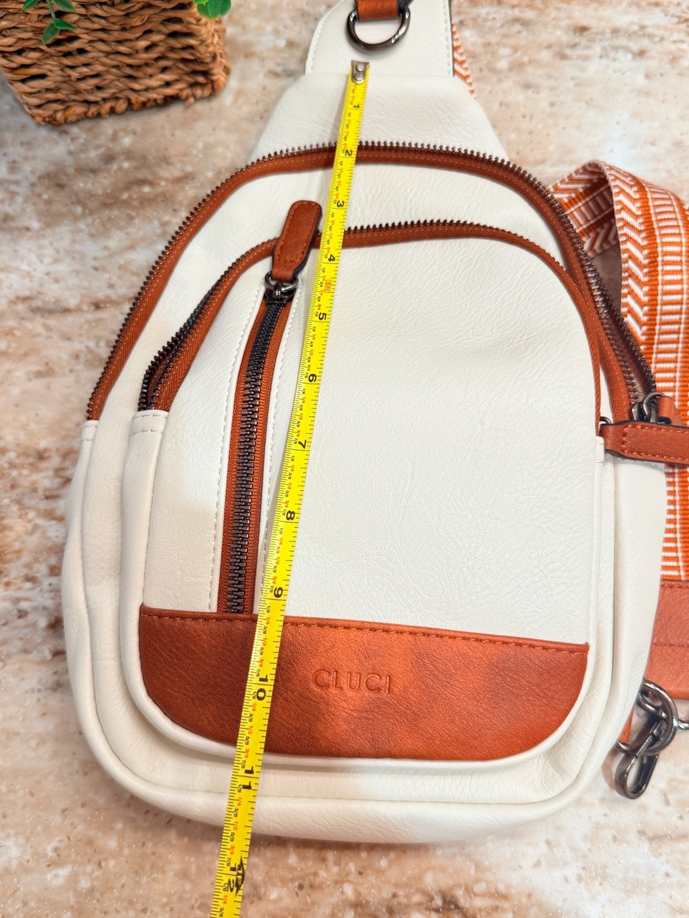 CLUCI Cream & Cognac Leather Crossbody Sling Bag